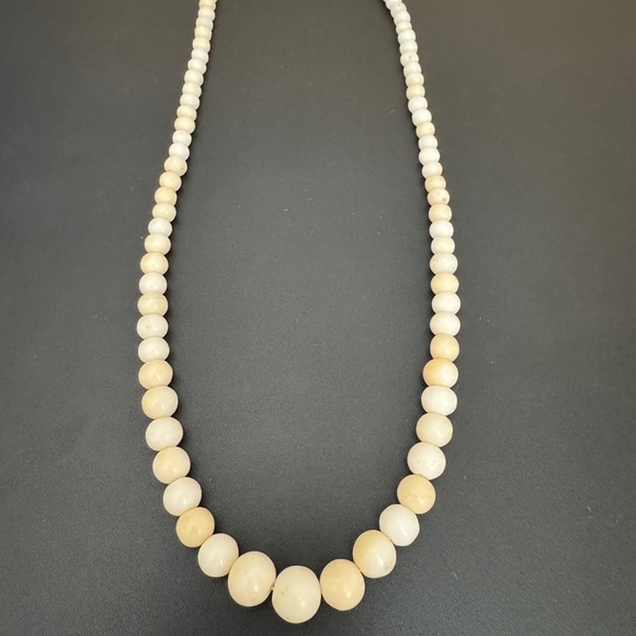 Vintage Ivory Beaded Necklace - Picture 3 of 7